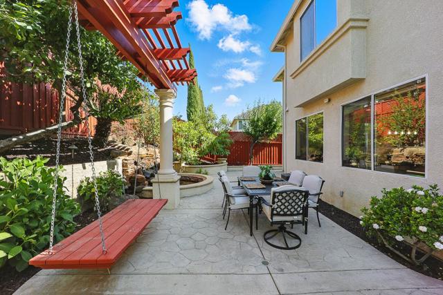 4038 Emerald Isle Lane, San Jose CA: https://media.crmls.org/mediaz/b95eb728-5cc5-4596-aff4-36efe12d0a77.jpg