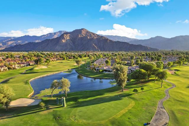 79373 Cetrino, La Quinta CA: https://media.crmls.org/mediaz/b95f49fb-2366-4fc9-9ca2-55930894a8bd.jpg