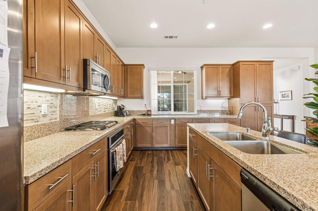 MLS #219138671DA image #5