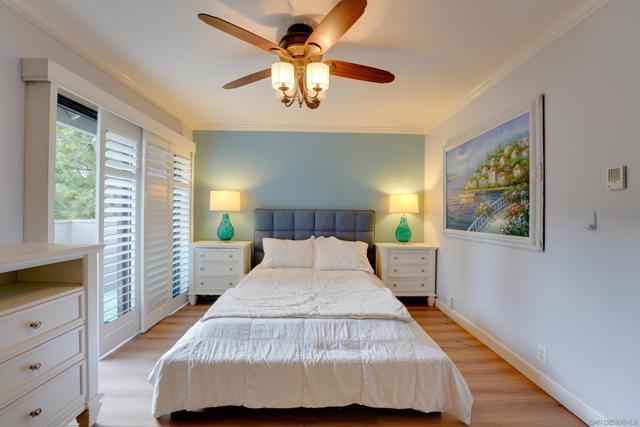 8490 Via Sonoma, La Jolla CA: https://media.crmls.org/mediaz/b95fb298-6cbf-4c34-9b0b-4ee60ce405cb.jpg