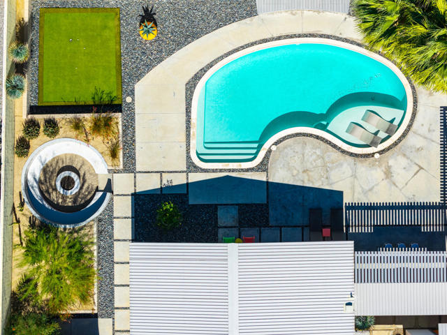 438 E Racquet Club Road, Palm Springs, CA 92262