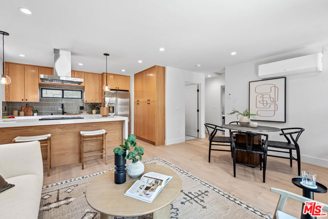 2235 S Mansfield Avenue, Los Angeles CA: https://media.crmls.org/mediaz/b960e807-dca3-4377-98bc-7461e7bdfa83.jpg