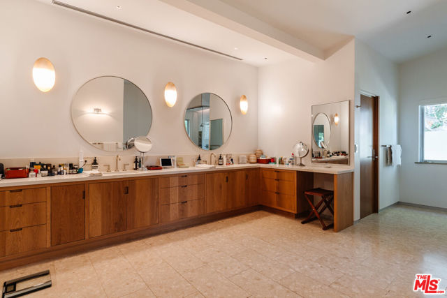 Drew Fenton | 14800 Corona Del Mar Pacific Palisades CA | MLS: 7412016