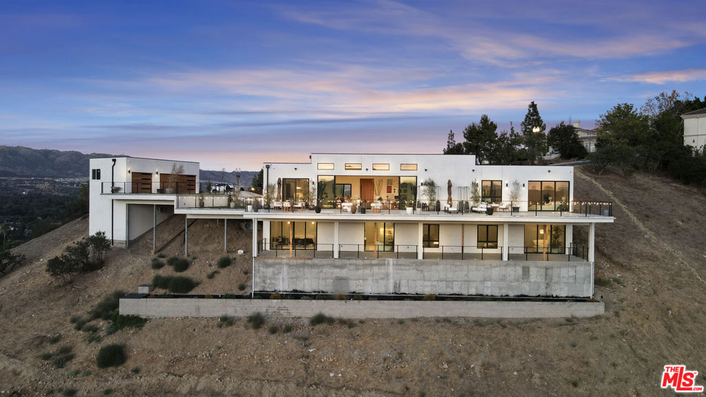 MLS #26865439 image #37