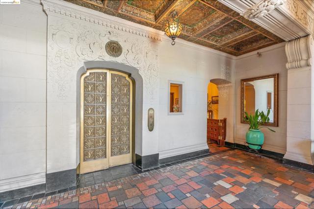 Image 42 of 45 For 492 Staten Ave  503