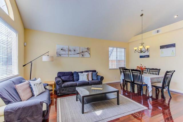 4719 ANDREA Way, Union City CA: https://media.crmls.org/mediaz/b961a727-6ae3-4a4a-8f90-55a896424883.jpg