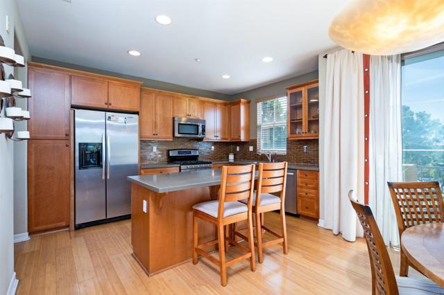 1804 OLIVE GREEN ST, Chula Vista CA: https://media.crmls.org/mediaz/b962675f-9807-4037-9b4b-b2b467375cb5.jpg