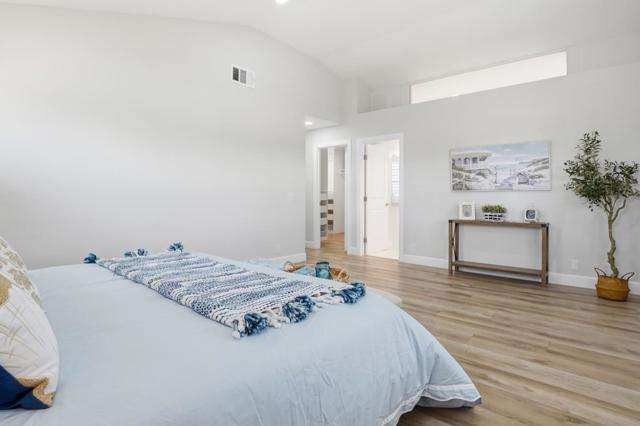 11383 Stonecress Avenue, Fountain Valley CA: https://media.crmls.org/mediaz/b962bb2f-465a-475d-bd01-31e2b6920f49.jpg