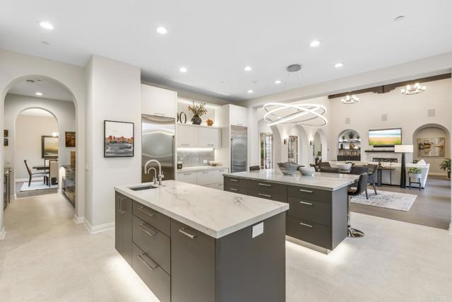 Detail Gallery Image 9 of 54 For 8318 the Landing Way, San Diego,  CA 92127 - 4 Beds | 4/2 Baths