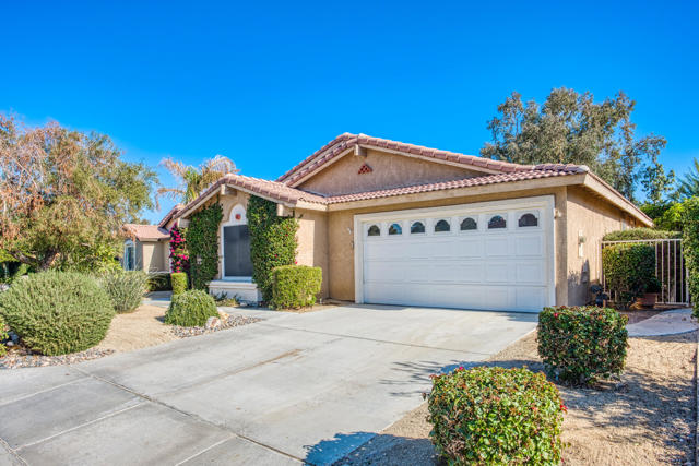 Image 38 of 43 For 49530 Lincoln Drive