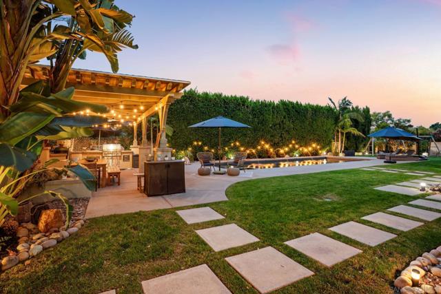 15740 Bacara Ct, San Diego CA: https://media.crmls.org/mediaz/b964da01-b127-4387-96c0-a62b57687d09.jpg