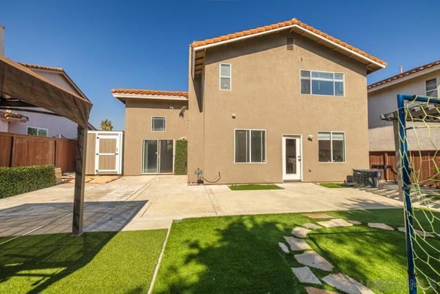 3514 Lake Park Avenue, Fallbrook CA: https://media.crmls.org/mediaz/b9651911-2972-429a-940c-e32d94c6a1f3.jpg