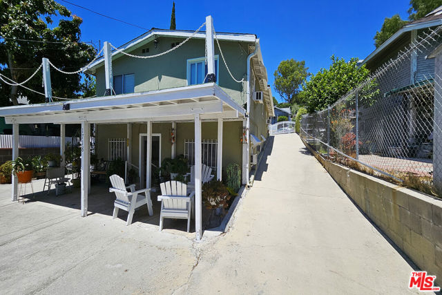 1716 Grafton Street, Los Angeles CA: https://media.crmls.org/mediaz/b9655ee4-b1bb-471a-9cb3-e9a32cb913f9.jpg