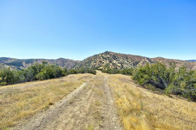 14600 Del Puerto Canyon Road, Newman CA: https://media.crmls.org/mediaz/b965847f-a497-4bd5-a655-4be7d1bee288.jpg