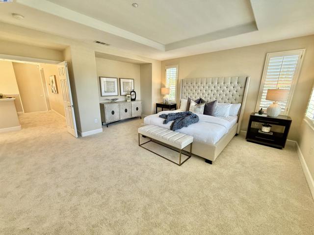 752 Barleta Ln, Livermore CA: https://media.crmls.org/mediaz/b965c225-7272-434d-9bb2-ff2202cc24a9.jpg