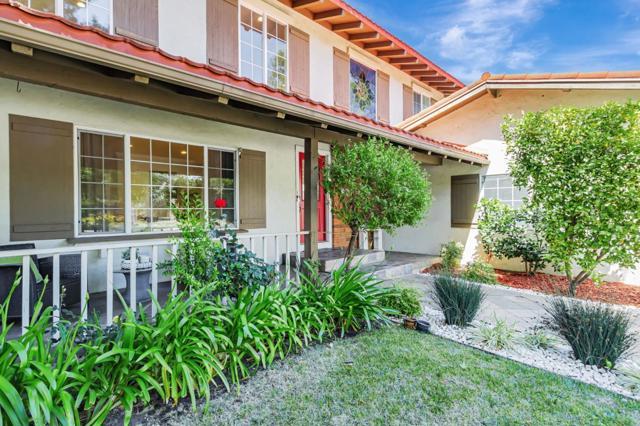621 Harrow Way, Sunnyvale CA: https://media.crmls.org/mediaz/b9662eb5-721b-49a9-b6aa-6ff48f71f56c.jpg