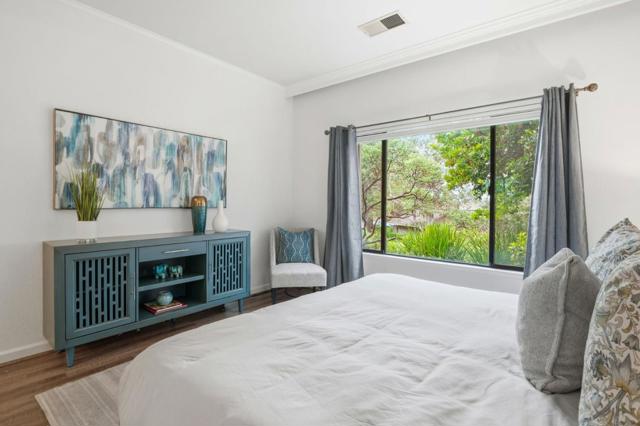 894 Oak Leaf Way, Napa CA: https://media.crmls.org/mediaz/b966bcfd-55bd-4b7e-aaf6-1863bda6969f.jpg