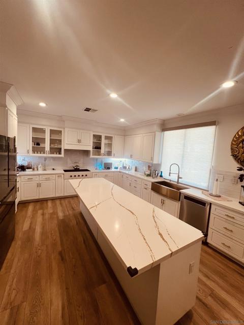 43041 Noble Court, Temecula CA: https://media.crmls.org/mediaz/b966bdca-74cb-4e3c-ae76-40acf1e6ae18.jpg