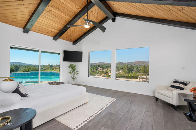 31673 Foxfield Drive, Westlake Village CA: https://media.crmls.org/mediaz/b9674d83-ffe3-409e-8666-e06f6333fe52.jpg