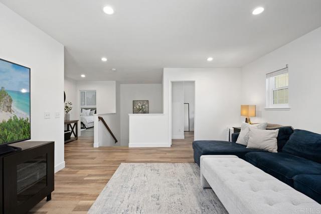 1218 Corte Zafiro, San Marcos CA: https://media.crmls.org/mediaz/b968cdcf-753b-4f5b-adfc-e46a4db2ac36.jpg