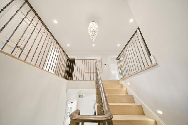 830 Bromfield Road, San Mateo CA: https://media.crmls.org/mediaz/b968d7fe-ce6d-484d-898f-120782ecf3b0.jpg