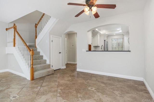 Detail Gallery Image 10 of 35 For 750 Breeze Hill Rd #110,  Vista,  CA 92081 - 2 Beds | 2/1 Baths