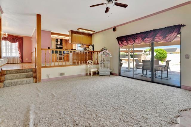 270 Rio Vista Drive, King City CA: https://media.crmls.org/mediaz/b9692d3d-710c-4601-800a-15185d0d8e89.jpg