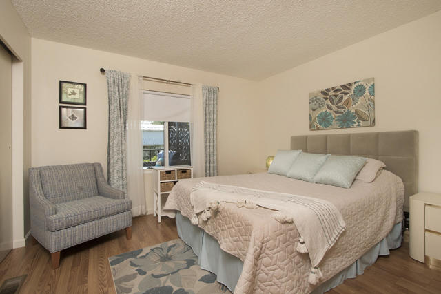 Image 10 of 45 For 14777 Palm Drive  186