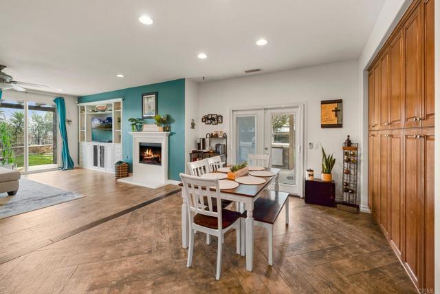 25111 Cedar Ridge Court, Wildomar CA: https://media.crmls.org/mediaz/b96b0766-a0dc-46f4-b2d3-1605c8bee43b.jpg