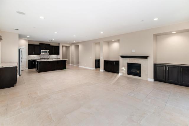 Detail Gallery Image 27 of 51 For 3722 Bergen Peak Pl, Carlsbad,  CA 92010 - 3 Beds | 2/1 Baths