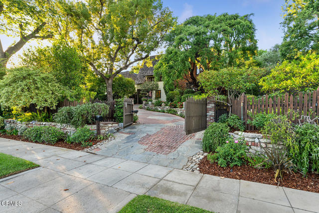 Detail Gallery Image 2 of 67 For 855 Old Mill Rd, Pasadena,  CA 91108 - 3 Beds | 3/1 Baths