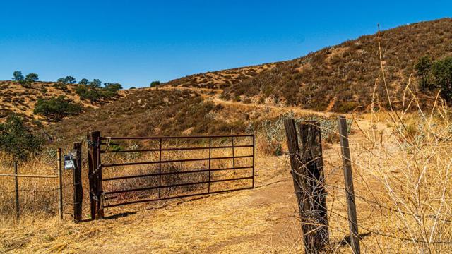0 HWY 146, Soledad CA: https://media.crmls.org/mediaz/b96f2b7e-a38a-4c39-be9f-14f07c0d2e09.jpg