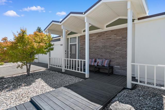 2989 Dolores Way, Burlingame CA: https://media.crmls.org/mediaz/b96fae0e-feef-46ec-9a02-34b837951633.jpg