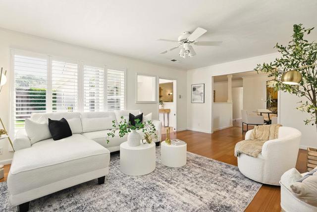 511 Marine View Avenue, Belmont CA: https://media.crmls.org/mediaz/b9706378-d81d-42fc-8538-f05eb7a8f30c.jpg