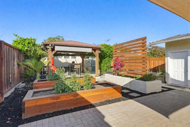 467 N 13th Street, San Jose CA: https://media.crmls.org/mediaz/b970eb5e-79ab-47cf-bc2b-82a24e4c5730.jpg