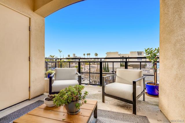 3650 5th Avenue, San Diego CA: https://media.crmls.org/mediaz/b9723a3d-18e9-47e1-91d6-b3d8fed09b99.jpg