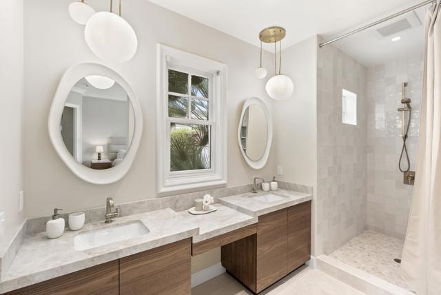 210 Gibson Pt, Solana Beach CA: https://media.crmls.org/mediaz/b972aa48-262a-428e-a499-e7f104dadf3d.jpg