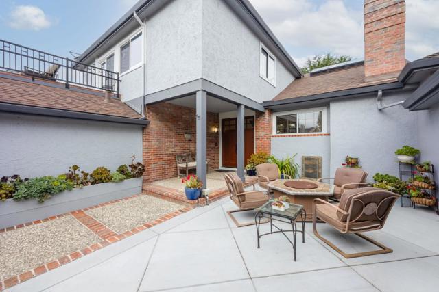 2329 Burning Tree Road, Half Moon Bay CA: https://media.crmls.org/mediaz/b9744714-d694-49b8-8cbd-6acff9cbe3d5.jpg