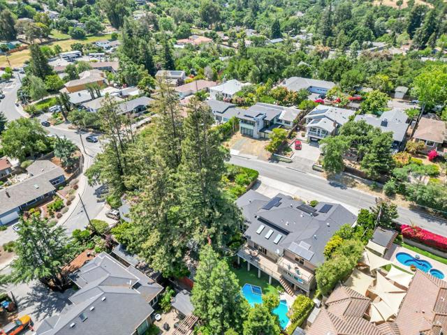 3119 Oak Knoll Drive, Redwood City CA: https://media.crmls.org/mediaz/b9769145-44aa-4714-ba56-6340231bfb56.jpg