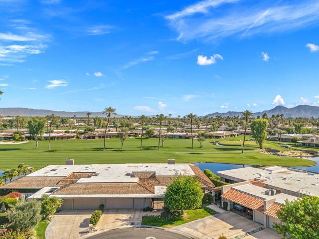 6 Barnard Court, Rancho Mirage CA: https://media.crmls.org/mediaz/b978484a-fca2-4dde-8ca4-cb209a4ed7a2.jpg