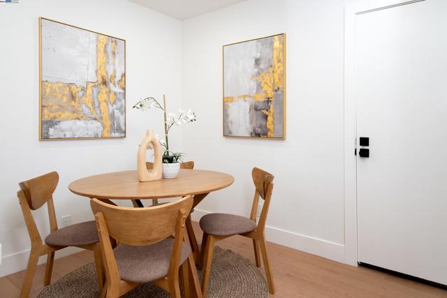 498 Via Royal, Walnut Creek CA: https://media.crmls.org/mediaz/b97943af-dc59-46d4-b032-b396ee0fe6e9.jpg