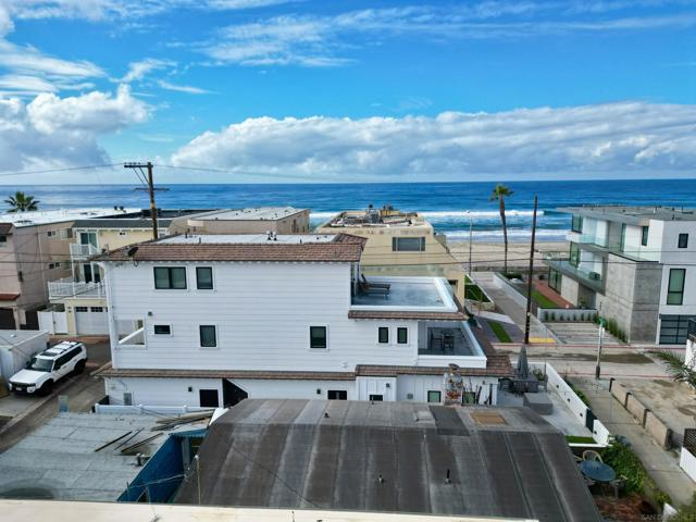 719 Jersey Ct, San Diego CA: https://media.crmls.org/mediaz/b97975c4-2e3f-47a8-8a0c-570619763bbd.jpg