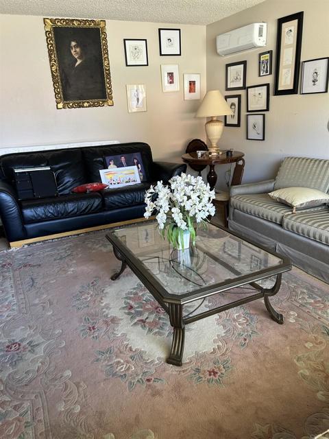 Home for Sale in Bonita