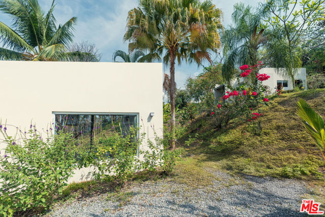 0 Villa Sunset MalPais Costa Rica,  CA: https://media.crmls.org/mediaz/b97bcdff-ed24-4249-9f25-289714991ae2.jpg