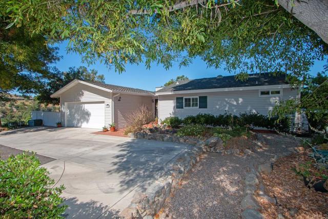 3018 Red Mountain Heights Dr, Fallbrook, CA 92028