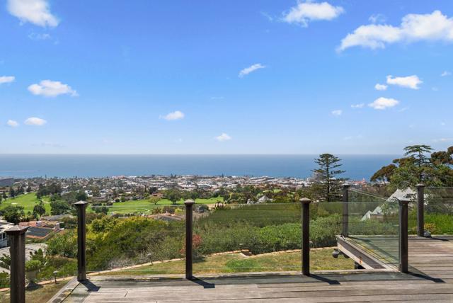 7330 Brodiaea Way, La Jolla CA: https://media.crmls.org/mediaz/b97c838c-4cea-4ecf-b069-0d00de0b5098.jpg