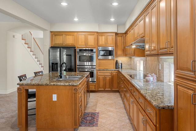 5871 Masoni Place, Gilroy CA: https://media.crmls.org/mediaz/b97cc4b3-b439-4d7a-b832-82d62e6eb315.jpg