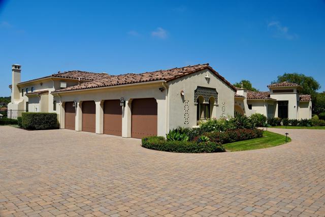 6796 St Andrews Road, Rancho Santa Fe CA: https://media.crmls.org/mediaz/b97d6d83-11be-4294-b8e1-3361157af752.jpg