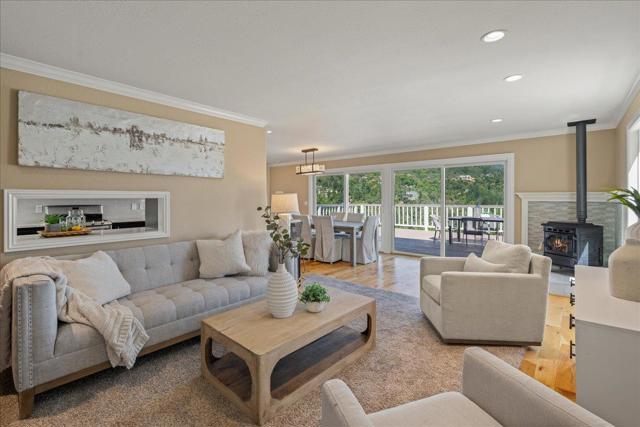 25400 Radonich Road, Los Gatos CA: https://media.crmls.org/mediaz/b97d89e7-1764-49c4-befa-0aeadd7986ce.jpg