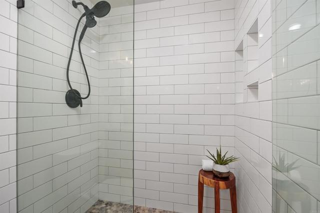 155 Mexicali Court, Solana Beach CA: https://media.crmls.org/mediaz/b97e0471-202f-44d9-8bb6-7112f9ecfa08.jpg